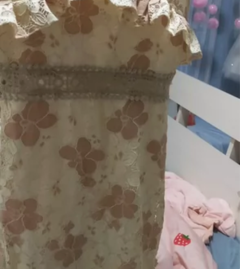 法式吊带连衣裙穿过一次M码25包邮 感兴趣...