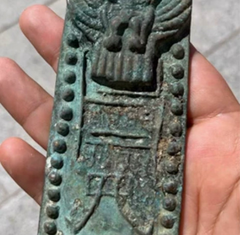 专业鉴定古玉、木雕鎏金铜佛像、杂件老物件！...