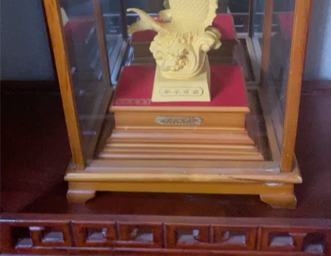 转让大号鎏金摆件，年年有余！不是现在的的工...