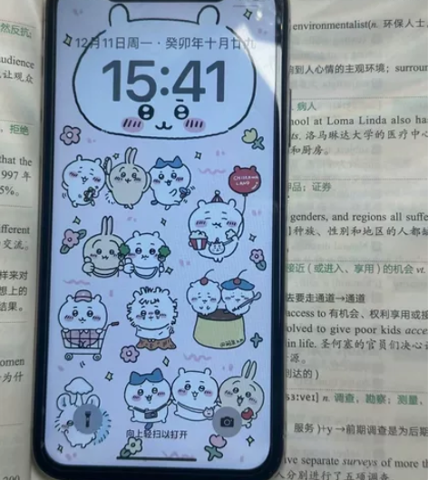 高中买的iPhone?X?64G，一直用来...