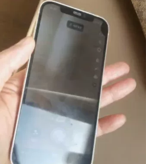 苹果12，全原，买回来就摔了，右上角摔了，...