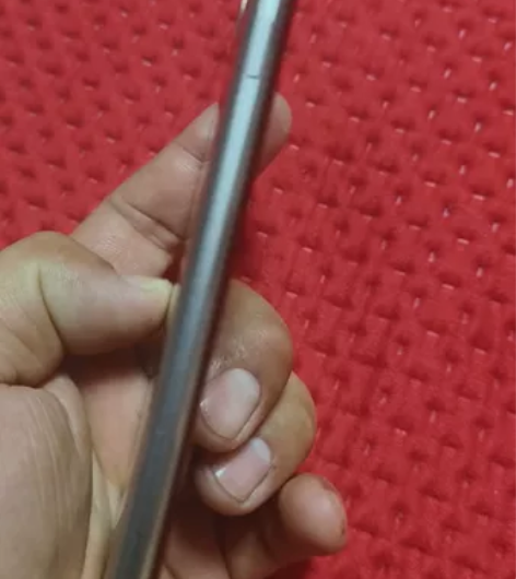 三星s成色如图，能开机没拆过就屏坏了当配件...