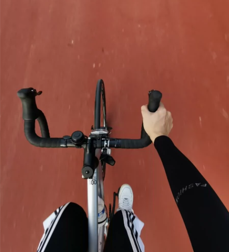 迪卡侬公路车rc100，23年  4月购买...