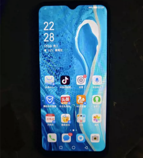 海信大牌子几乎全新正常使用 感兴趣的话点“...