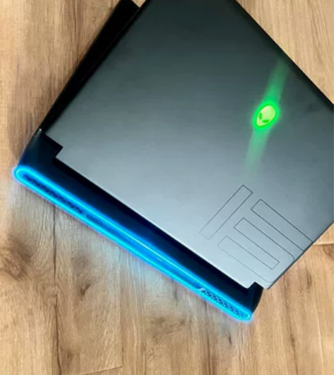 外星人高端游戏本 跑分140多万 型号m1...