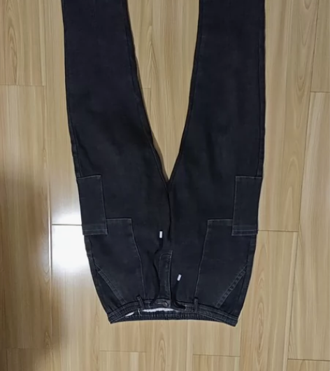 实体店闲置加绒牛仔裤 就穿过一两次成色很新...