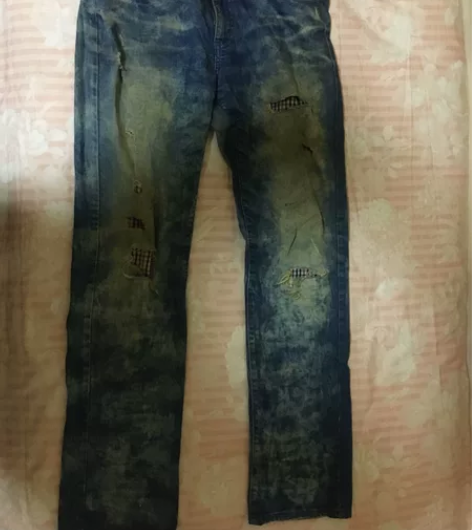 Beguin男士破洞牛仔裤 购于商场门店，...