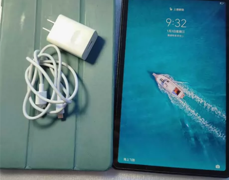 华为荣耀v6  10.4寸屏幕 6+64内...