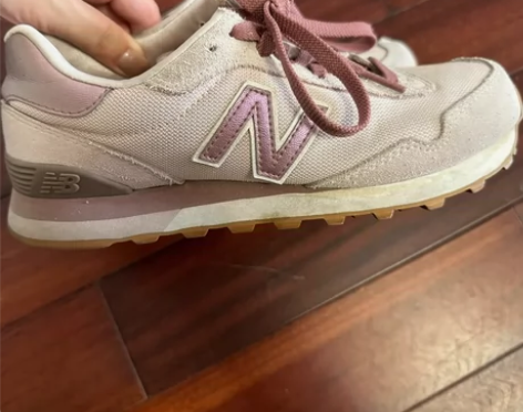 新百伦515贝桃粉，37码，官网购入，还挺...