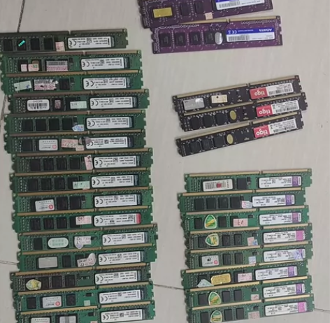 DDR 3内存4G  1333-1600 ...