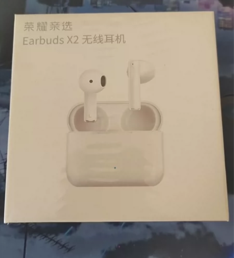 荣耀亲选 Earbuds X2耳机一共两套...