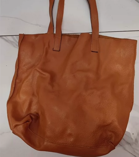 纯皮女包 感兴趣的话点“我想要”和我私聊吧～