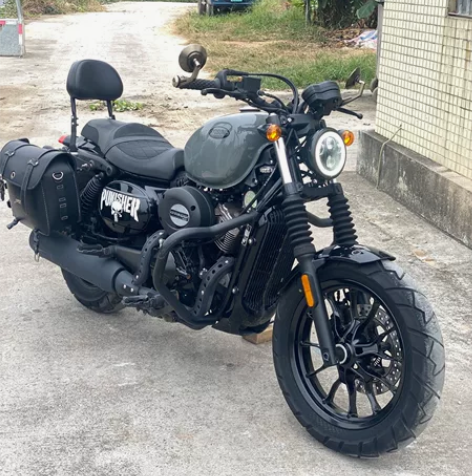 大韩GV300复古巡航太子车,21年上牌,...