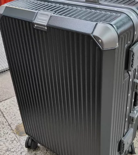 全新正品miyo铝框拉杆箱 有24寸22寸...