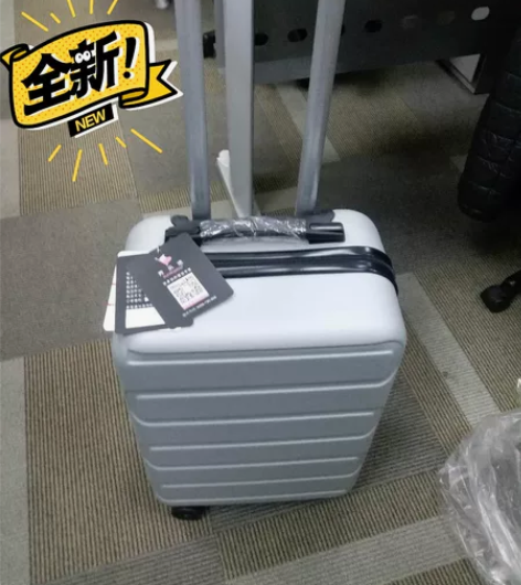全新行李箱，20寸最大可登录箱，质量好。S...