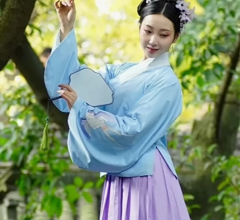 都城南庄传统汉民族服饰汉服明制蓝色交领可配...