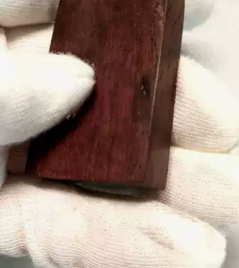 螺钿镶嵌紫光檀，开好牛鼻孔，适合把玩佩戴，...