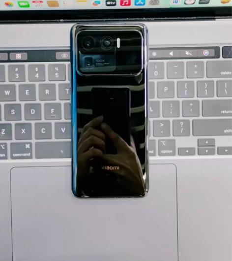 小米11Ultra单机12+256 无烧屏...