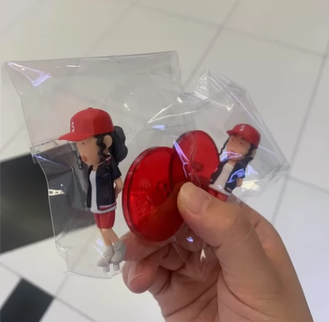 灌篮高手彩子手办 抽了两个，出掉一个 包装...