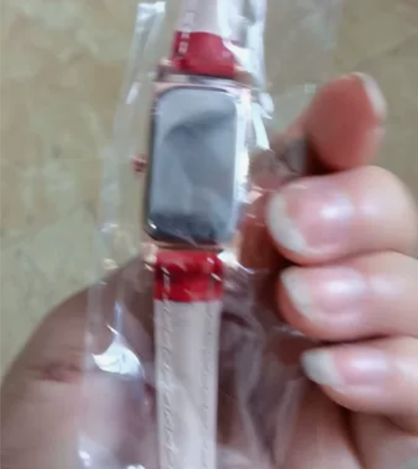 女士小众轻奢小方表简约气质小巧女表 感兴趣...