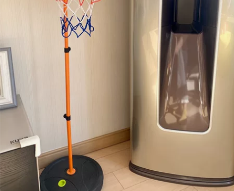 儿童篮球架 篮圈和架子都是铁的，篮筐1米1...