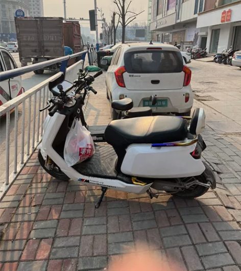 21年瑞士大屏小牛n1s 远驱360带48...