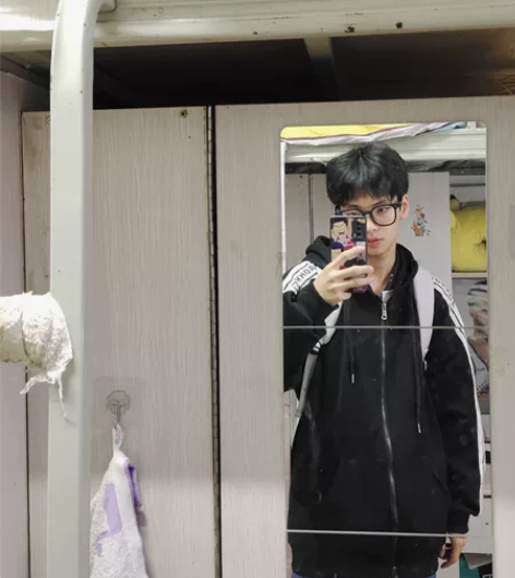 ?棒球服外套男春季潮牌痞帅撞色连帽夹克港风...