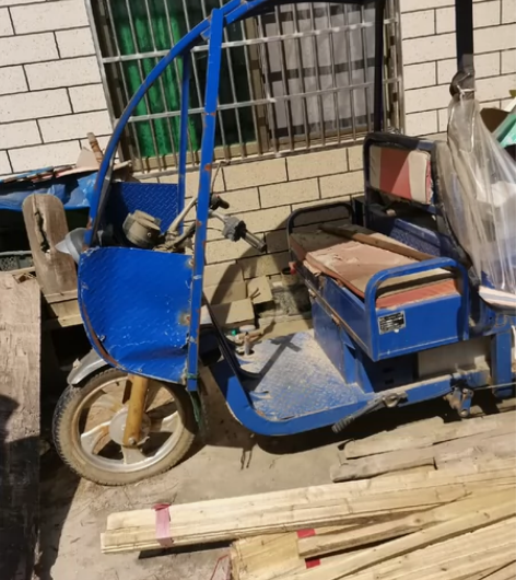 闲置品牌三鑫三轮车 便宜处理掉2600 感...