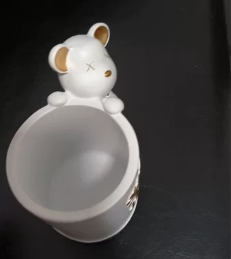 暴力熊笔筒 创意笔筒可爱暴力熊摆件办公室桌...