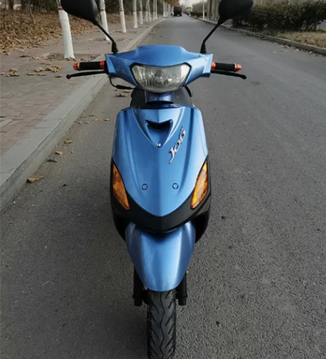 出一台原装正品雅马哈巧格100cc，福喜一...