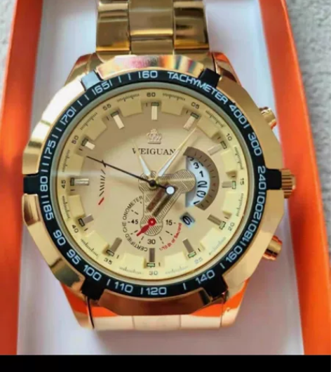 捡漏朋友送的，没戴过，包装还在的，瑞士全自...