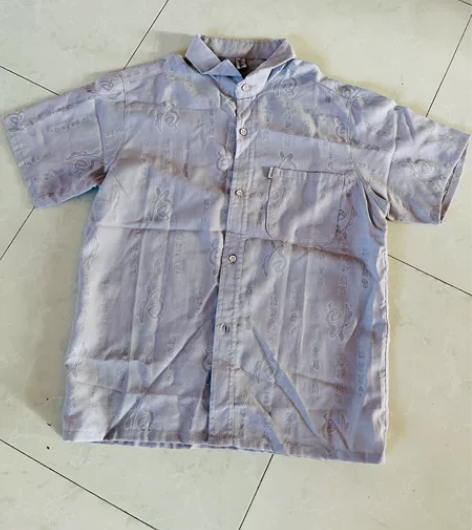 男士半袖衣服打包付邮送 全部免费送，15是...