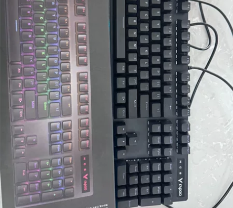 雷柏rapoo V500pro机械键盘 红...