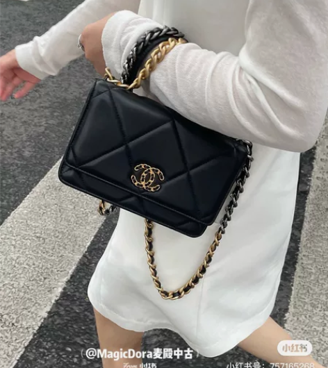 Chanel香奈儿发财包19 WOC黑金新...