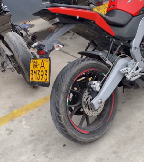 2019阿普利亚手续齐全5888 感兴趣的...