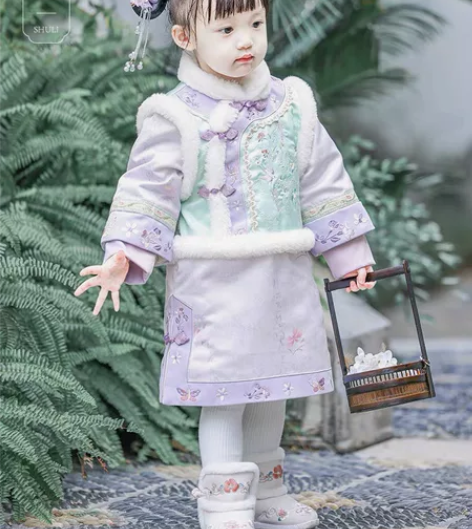 舒栗.知微90码全新 儿童旗袍冬加厚格格服...