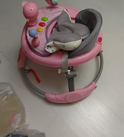 婴儿学步车 感兴趣的话点“我想要”和我私聊...