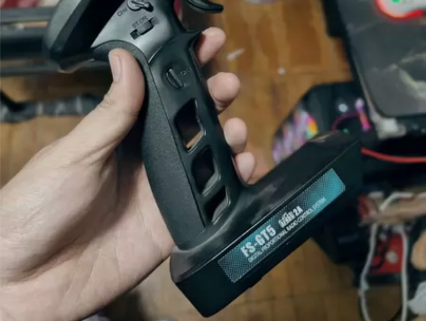 富斯FS-GT5遥控器，六通道遥控器，功能...