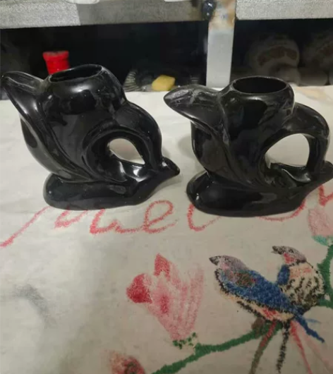 老黑瓷摆件一对，全品无磕碰，喜欢的看好图再...