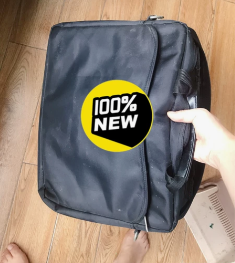 电脑包，一次没用过，全新的。质量很好，防水...