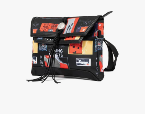 全新 吊牌在 中国李宁斜挎包 运动包… 全...