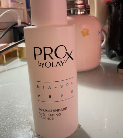 OLAY玉兰油淡斑小白瓶面部精华液烟酰胺美...