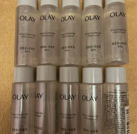 ?出玉兰油抗老塑颜臻萃精华水1只，真实无套...