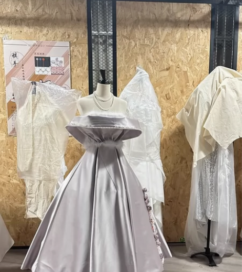 服装设计专业 礼服课程作业 自制礼服裙  ...