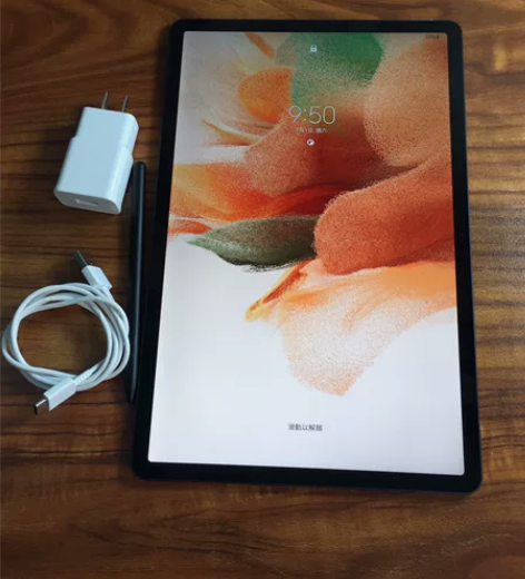 整套靓机～三星平板 S7FE (T733)...