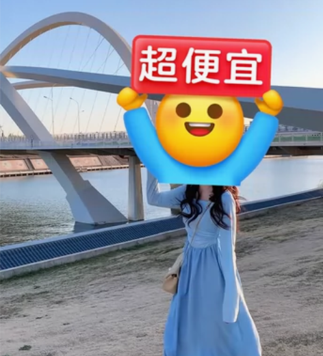 秋季极简风高腰显瘦镂空方领拼接长款连衣裙女...