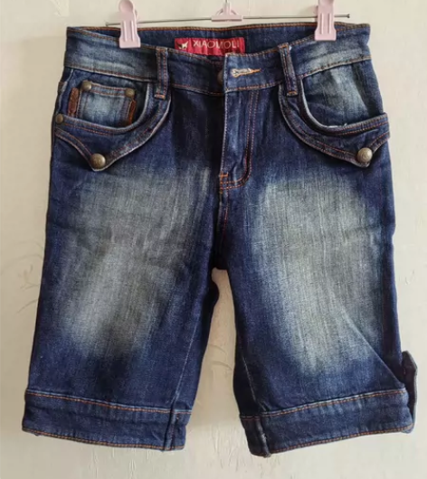 全新牛仔短裤 颜色非常好看百搭  SM码可...