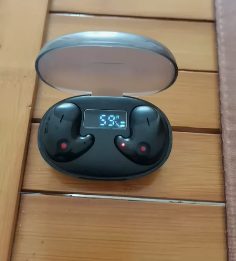 骨传导蓝牙耳机。方便实用 感兴趣的话点“我...