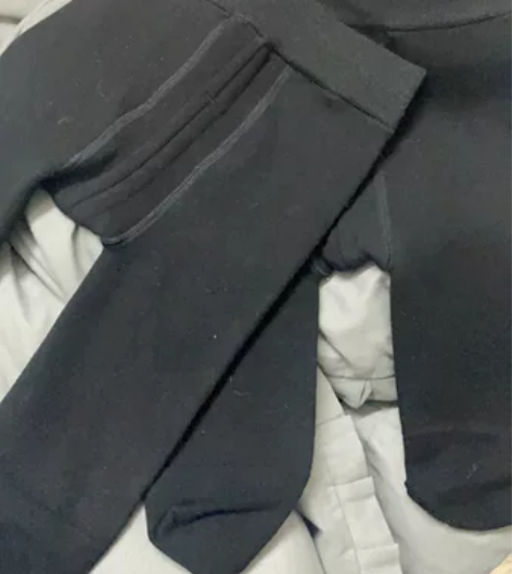 全新两条黑色加绒连脚裤，腰到脚40厘米 感...