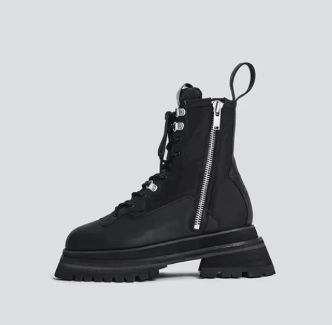 riot hill 靴子 求一个us 10...